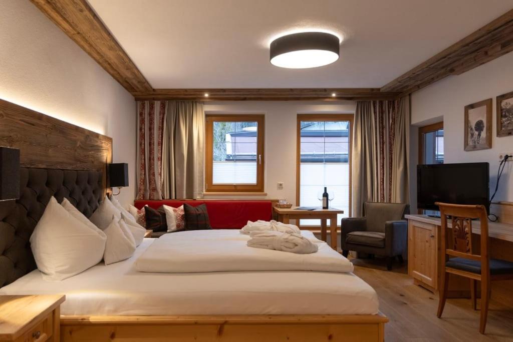 Hotel Spielmann แอห์วัลด์ ภายนอก รูปภาพ